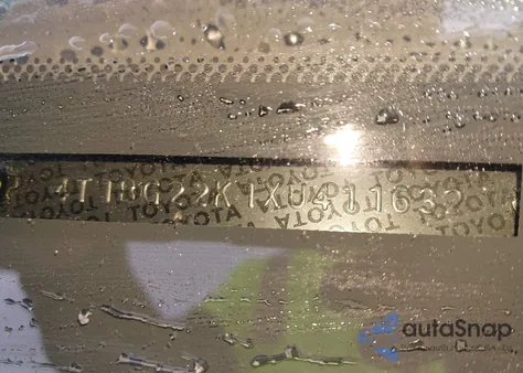 1999 Toyota Camry Le from USA, damaged, VIN 4T1BG22K1XU411632